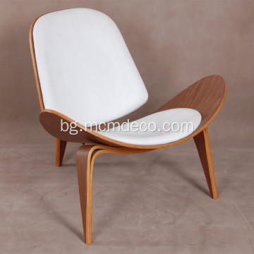 Hans Wegner CH07 Lounge стол от дървена черупка